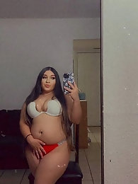 Russian women are masturbating themselves