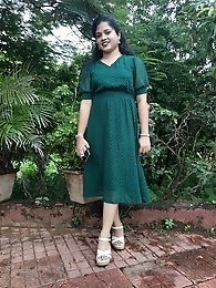 Sensual Indian housewife gets fucked and cummed on