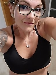 Exercise session with erotic undertones