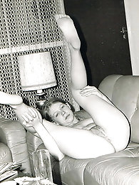 Young-looking mature gilfs are fingering their dripping vagina