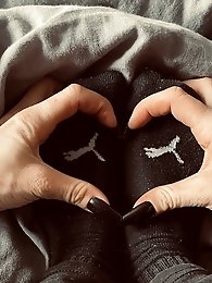 Initial exposure to well-endowed partner - Part 1 - Enjoin the experience