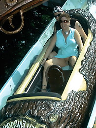 Inviting older MILF is giving him what he wants