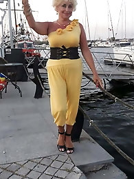 Russian mature strumpets like anal sex